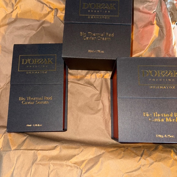 Dior 24K prestige red caviar set - Picture 2 of 9